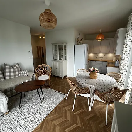 Aleja Poetow Apartment *