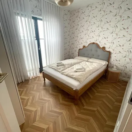 Aleja Poetow Apartment
