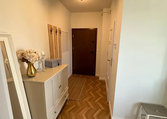 Aleja Poetow * 霍伊尼采